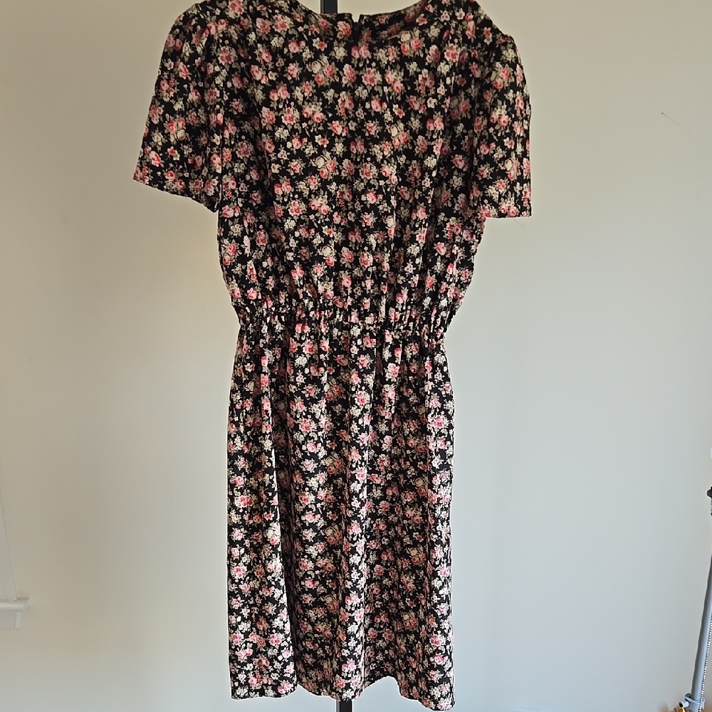 Vintage 1970's Handmade Polyester Floral Short Sleeve Dress Size:Large